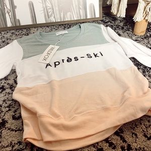 Wildfox NWT “Apres-Ski” Pullover V Neck